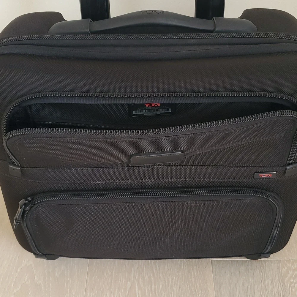 TUMI Alpha Black Ballistic Nylon Expandable Compact 2-Wheeled Brief Carry-on